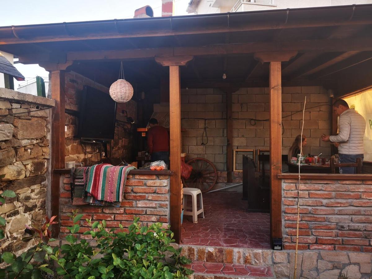 Kazak Otel Obzor Dış mekan fotoğraf
