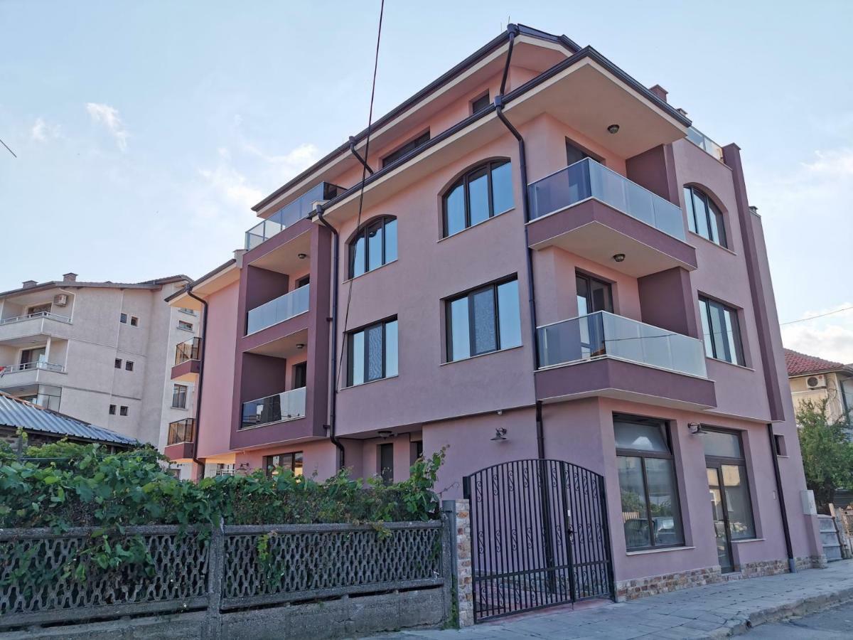 Kazak Otel Obzor Dış mekan fotoğraf